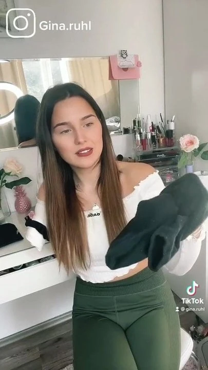 One armed chick