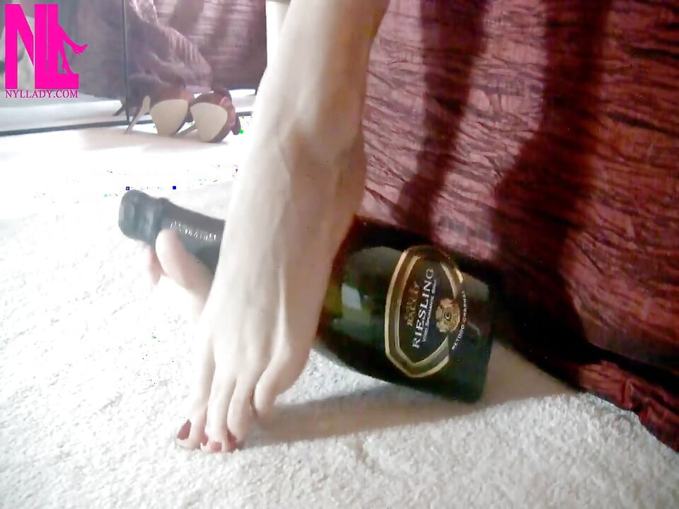 Barefoot Footjob to a Freezing Bottle