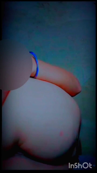 Hoje, conheci minha nova cliente e tirei seus jeans e calças para ver o calor de sua buceta. | Clipe 1