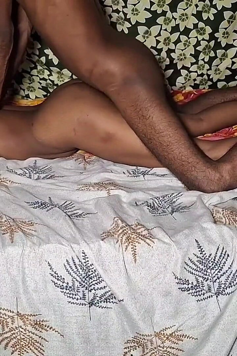 Video seks viral istri hot india dientot habis-habisan sama pria asing!