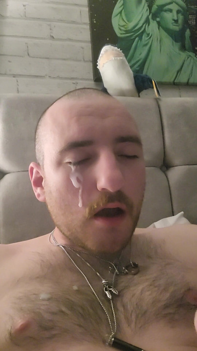 Scottish Twink Self Facial