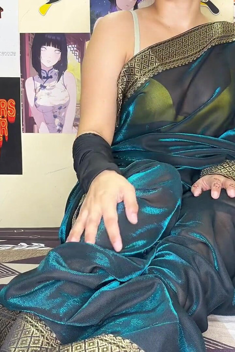 Homemade Indian Sex Video with Cute Desi Housewife with Big Butt and Dick Riding Skills
