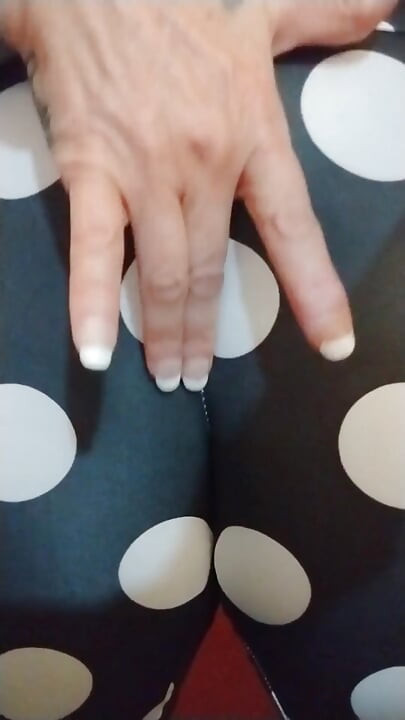 Belly Button Play Time Digging Picking