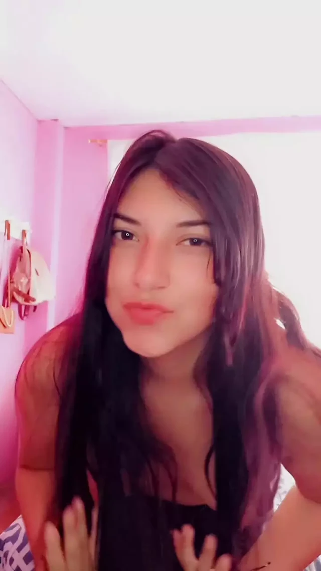 I love doing this when I'm alone how sexy am I