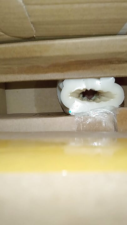 Tamod sa loob ng homemade silicone pussy