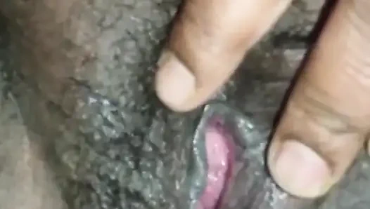 Memek savita si kakak ipar india ini dikuras habis-habisan sampai mengerang keenakan