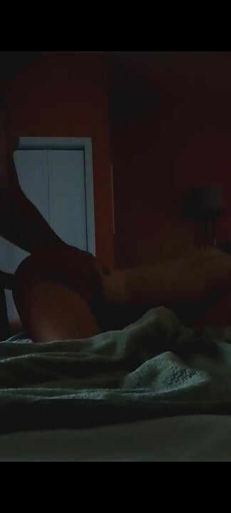 Pantat bahenol adik tiri dientot gaya doggy habis-habisan