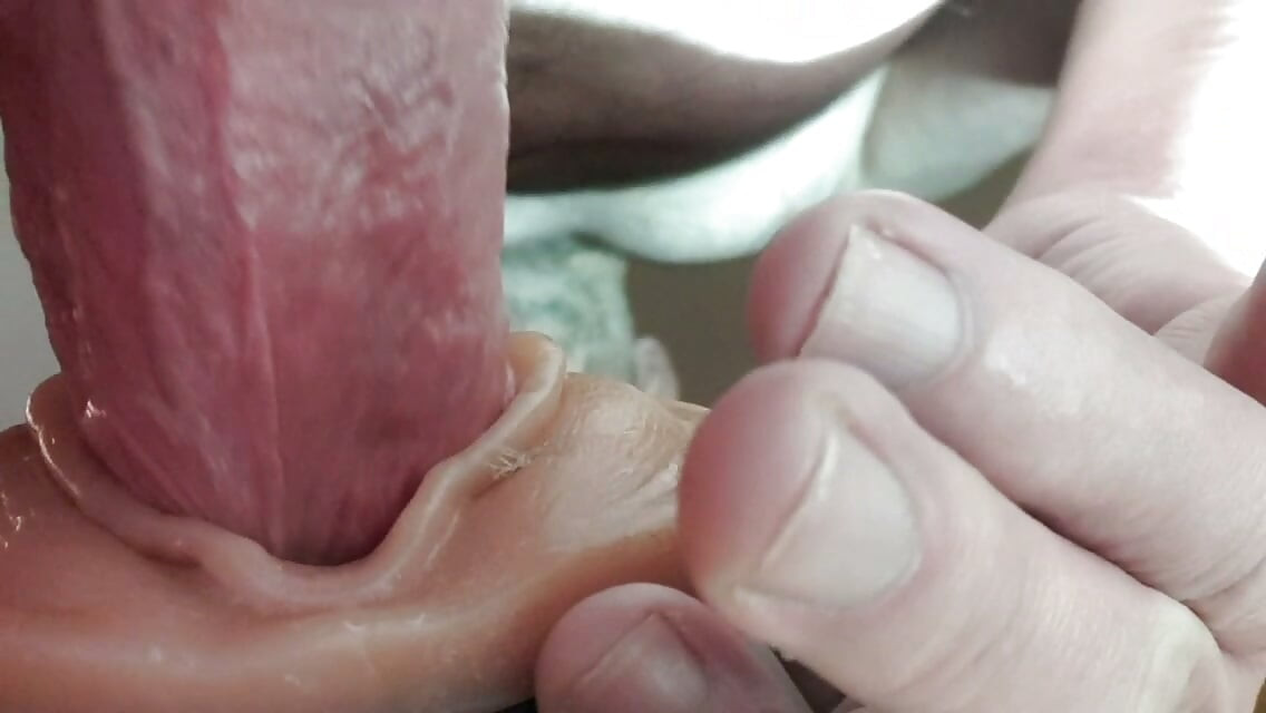 Γαμάω το Fleshlight μου με το σπέρμα που έριξα μέσα νωρίτερα