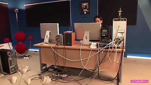 Cewek nubian super seksi digagahi