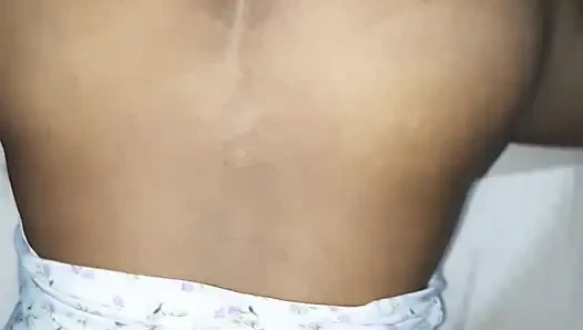 Cuckold merekam dan menonton