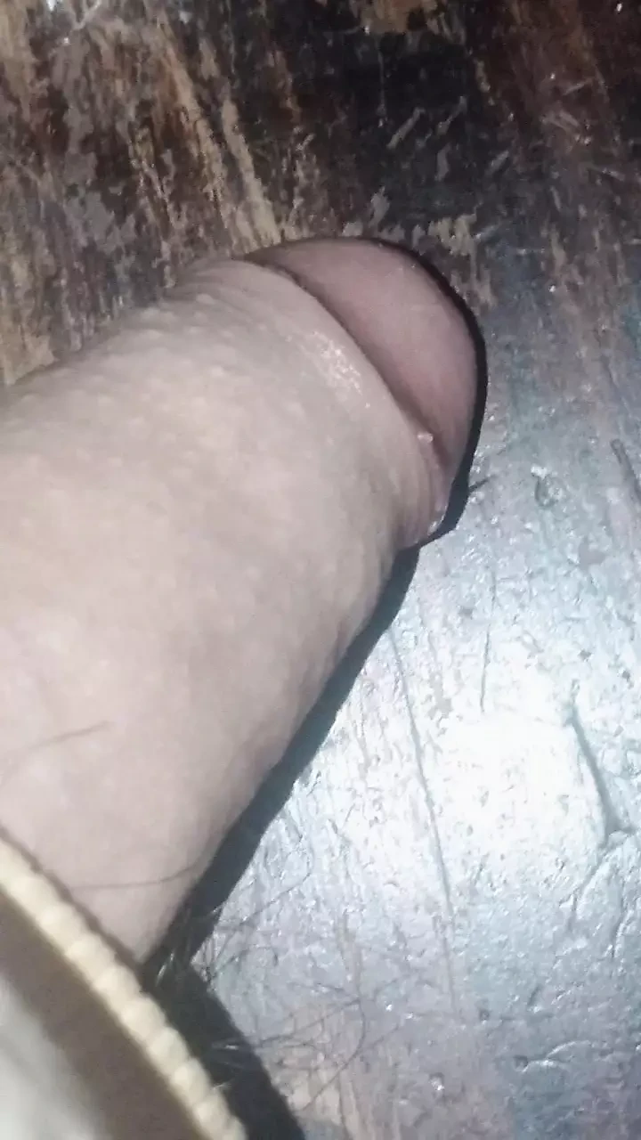 哥伦比亚色情片又大又粗的大鸡巴准备射精