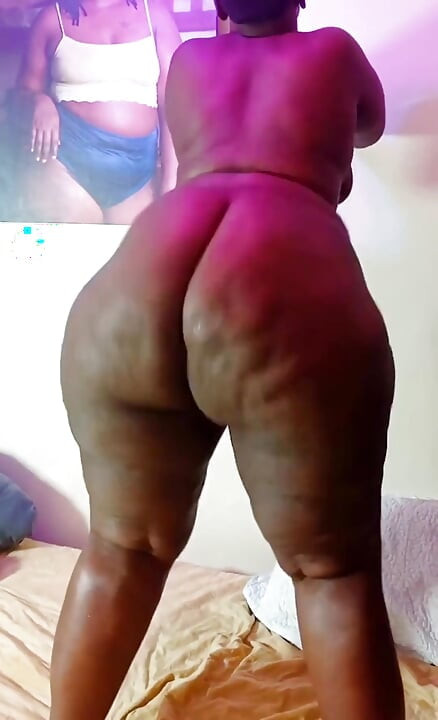 ตูดช็อคโกแลตใหญ่