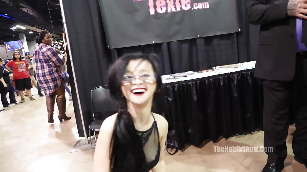 2018 Exxxotica Chicago