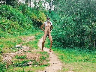 Indiano muçulmano gay garoto esfregando seu grande pau longo e peludo