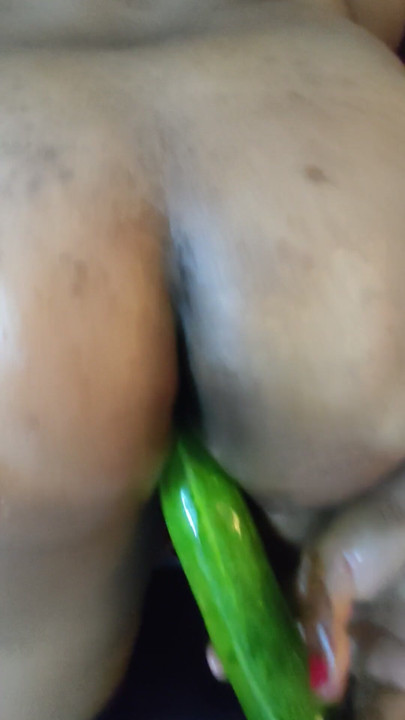 Bangladeshi Hot Girl Sex with Cucumber Bengali Housewife. | Clip 1