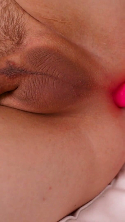 ASIANAMERICANTGIRLS - Riley Ivy Makes Herself Desirable | Clip 2