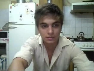 Pies de chicos heterosexuales en la webcam #128