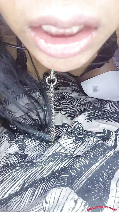 She tries anal perls and got an orgasm