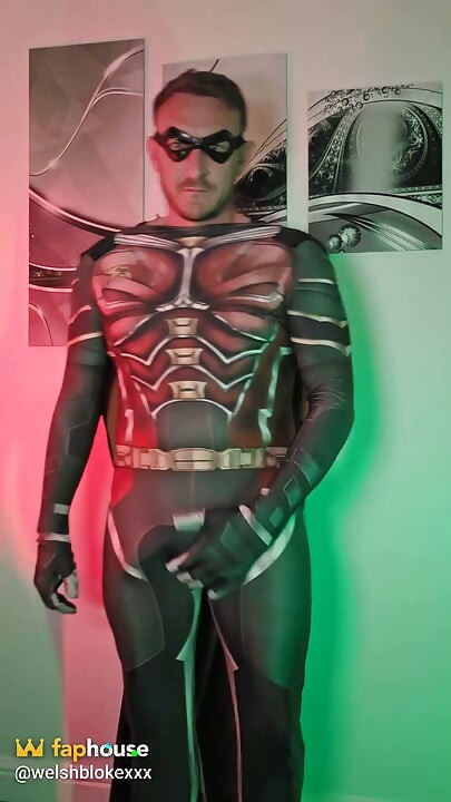 Horny Hero to Ruin Your Hole