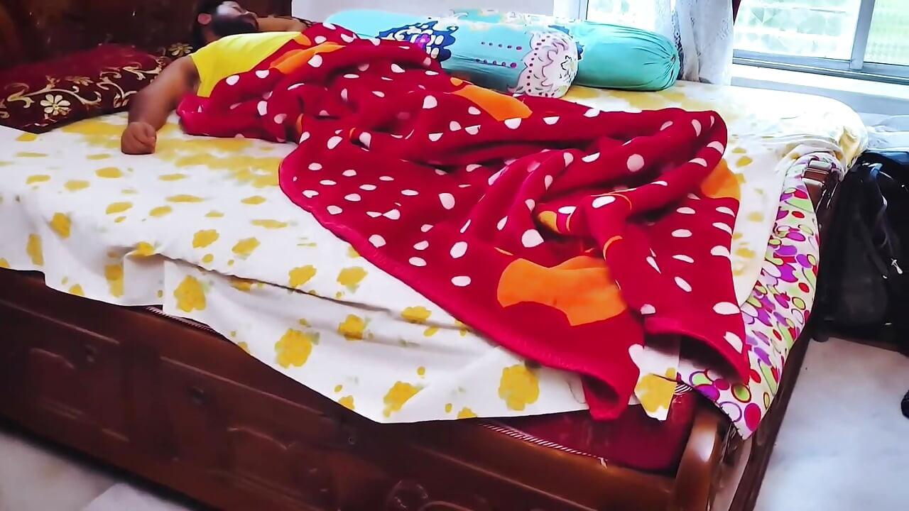 Sauteli bahan ke vlog me mutthi mar diya aur phir bahan ko hi chod diya
