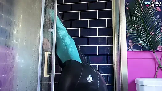 Misi Lengkap Wetsuit Decontamination Drill dengan Agent Lucy