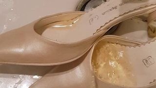 Another piss on her wedding shoes