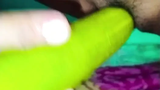 aak fir se meri sexi or pyari wife apni pyasi chut dali bhot badi loki or dal ke bhot maze liye or apni chuchi ko bhi khub daba ke maze liy