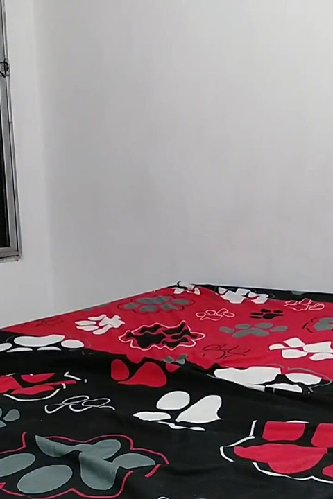 תחת גדול צריך קצת אקשן