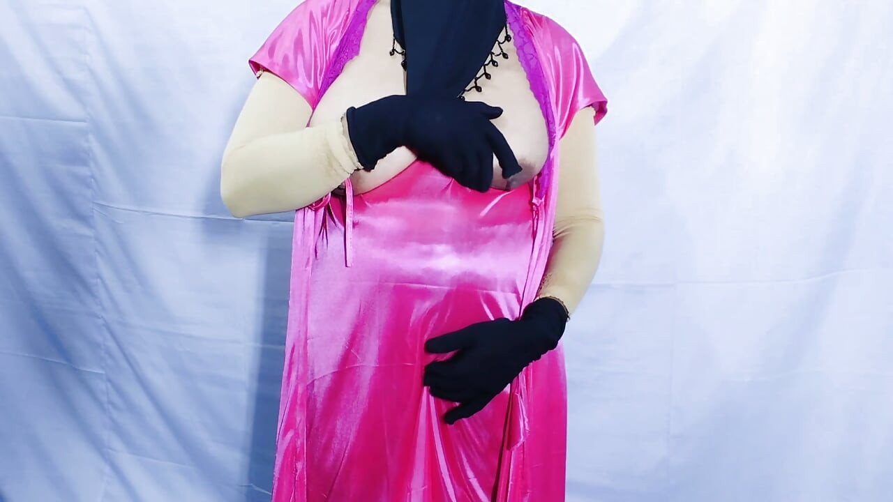 내 아름다운 의붓딸을 사랑했고, 다음날 우리는 놀라서 그만