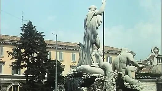 Üvey kız kardeşi ve sevgilisiyle üçlü bir ilişki