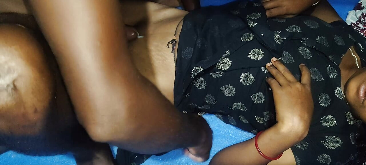 Desi Het Bhabhi Byflicka Tajt Fitta Första Gången XXX Video, Desi Het Vacker Tgirl Hemmasex