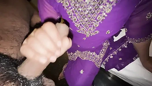 Muslim behen ne ammi jaan ke ghar aane se phele sex Kiya mms