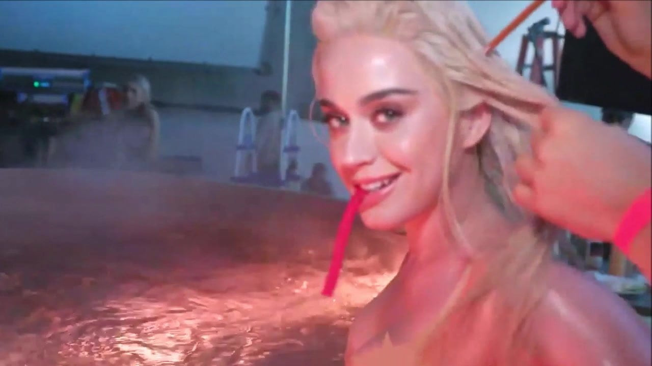 Alexis Ren & Katy Perry Mashup (PMV)