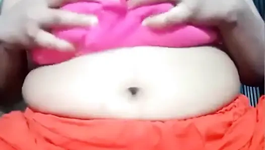 Pertunjukan video tante nakal lagi pamer