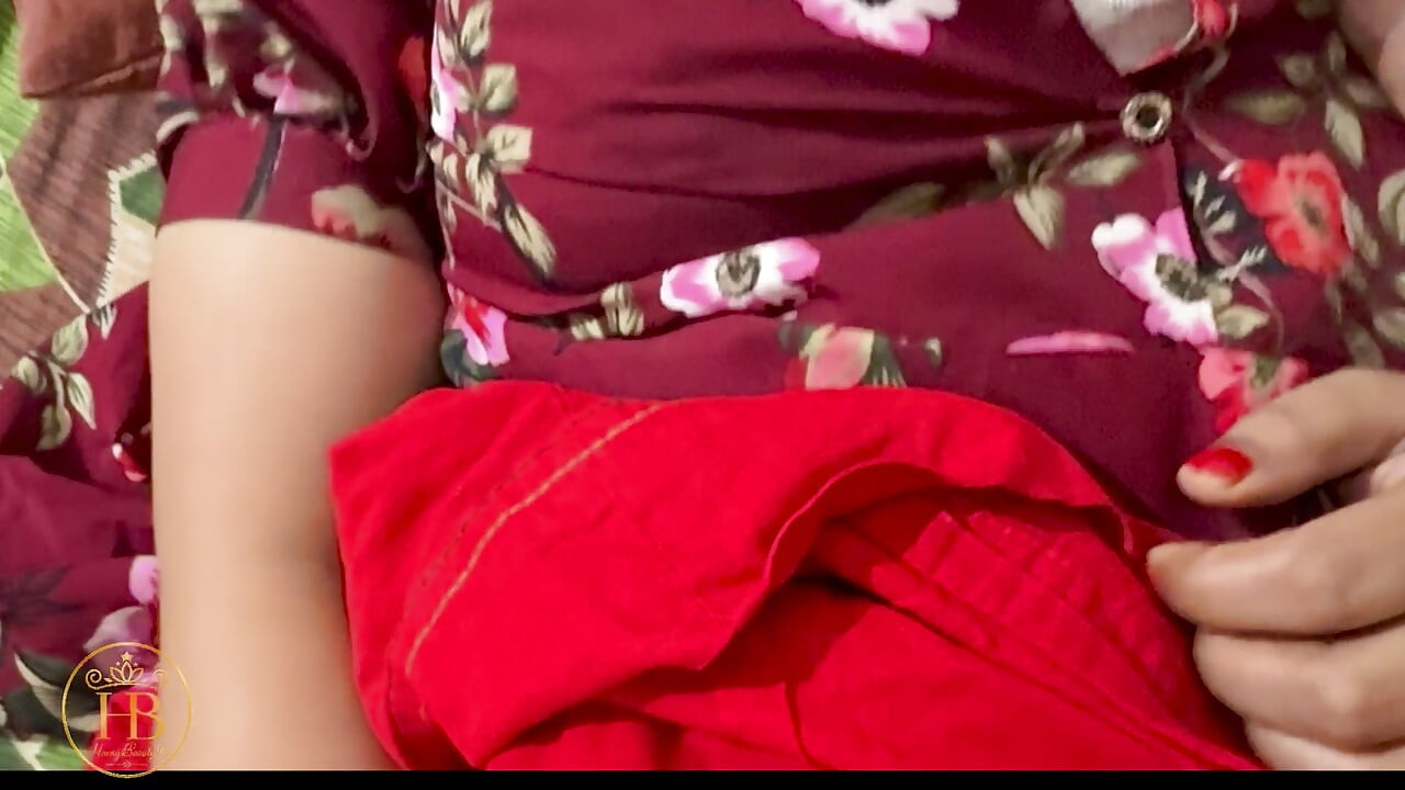 Desi Big Ass Friends Wife Fucking at Friend Home