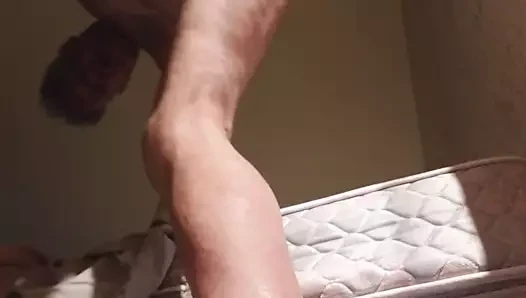 küçük bir yapay penis oyun