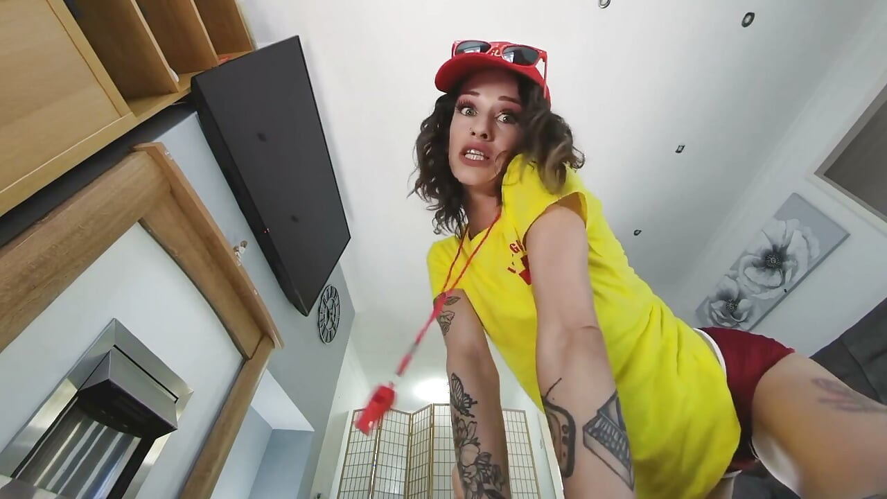 Katt Noir - Facesitting Lifeguard