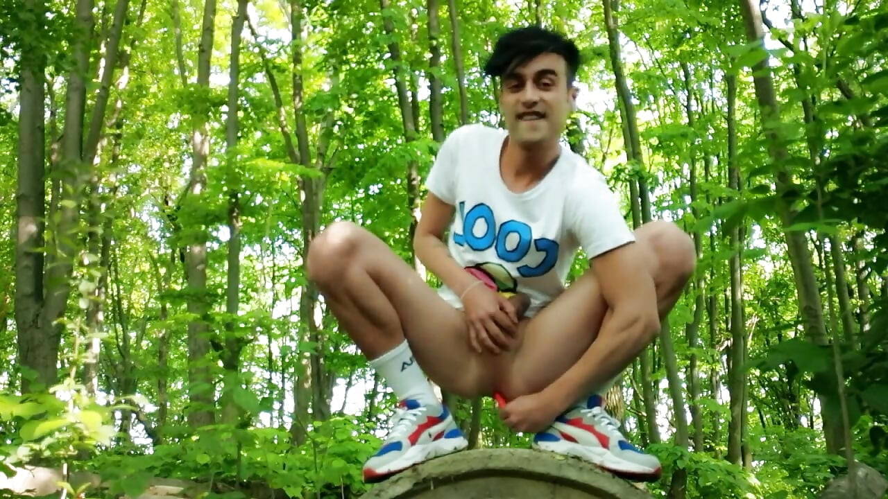 Twink Fucks with Lollipop That Melts Inside Ass - Dripping Candy Cream