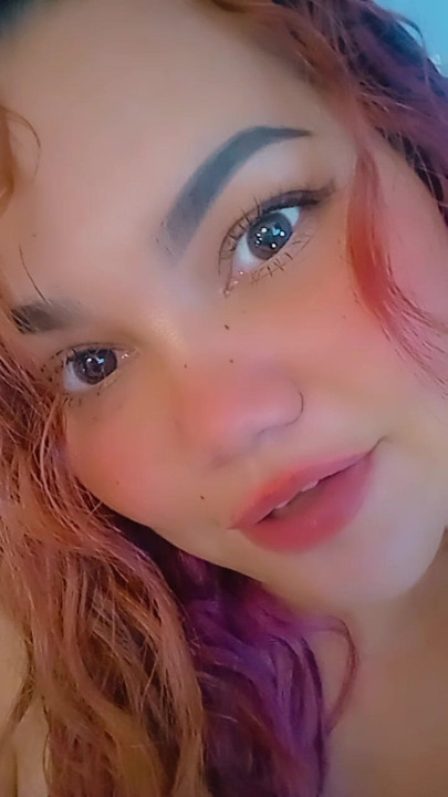 I play with my pussy, and I put my vibrator on my clitoris, it makes me moan a lot, my pussy gets wet and I have an orgasm