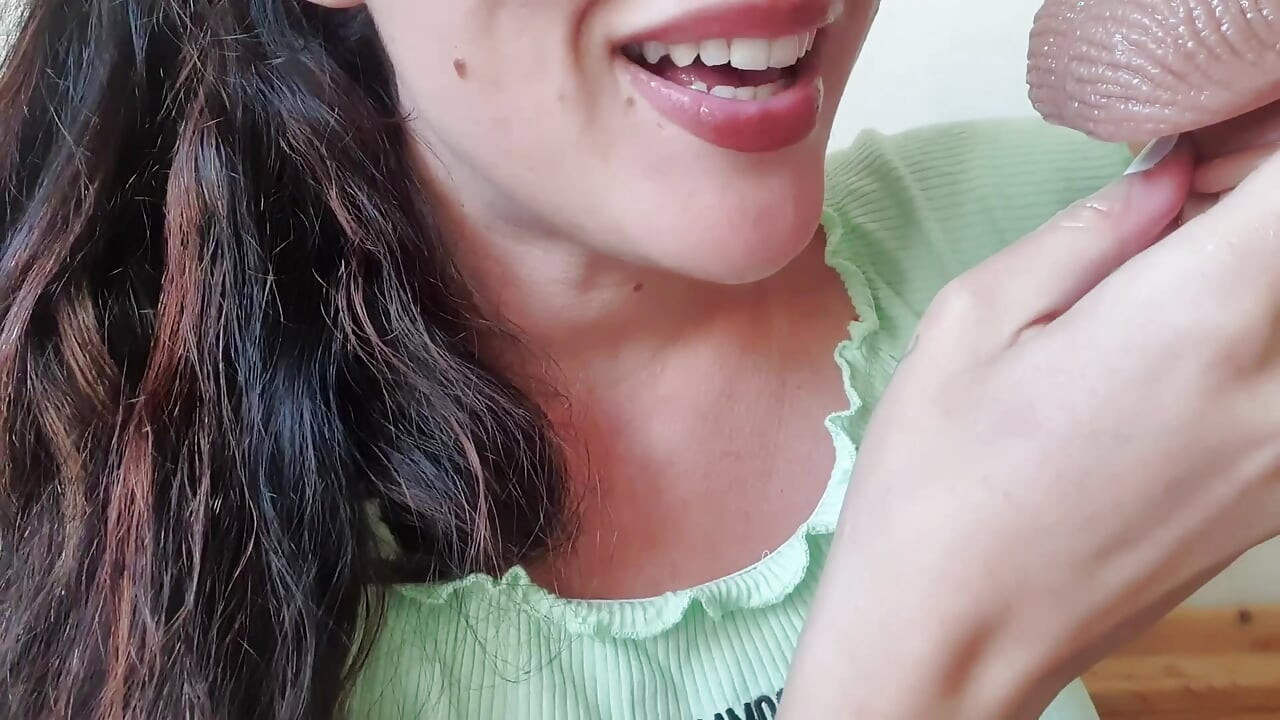 Slutty German Girl gives you the best Blowjob in your life (GERMAN - JOI)