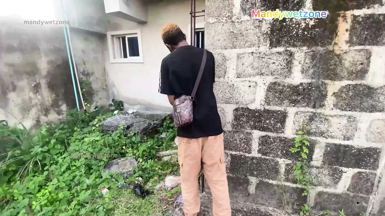 Link Video of My Colleague Having Sex Behind the Office Building