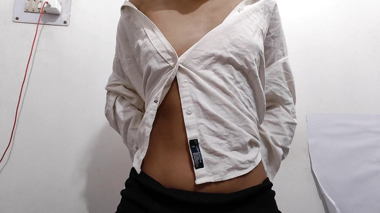 Village girl feeling horny searching for big dick