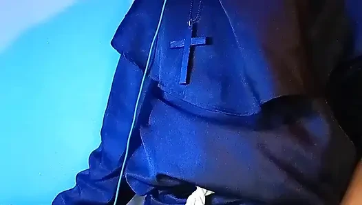 Kilise töreni sonrası edepsiz rahip orgazmı