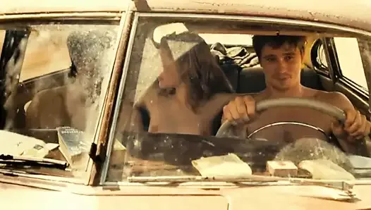 Kristen Stewart - в дороге (2012)