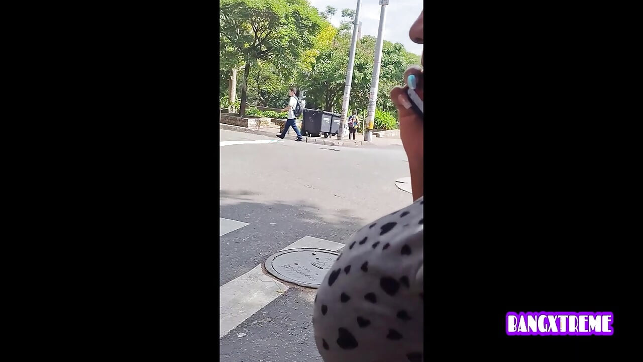 Roxana Ortega, Mulata Con Un Gran Culo Se Folla a Su Vecina