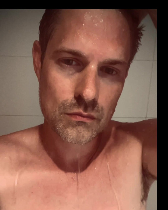Thomas Renneberg shower porn