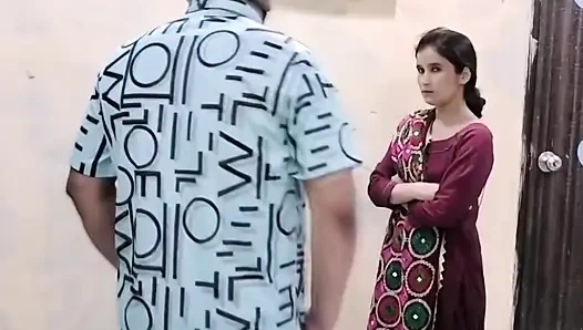 С любовью называя золовку, я разорвал ее киску и оставил ее