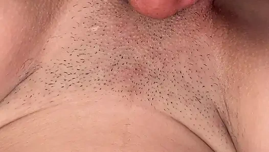 MEINE KOLUMBIANISCHE STIEFSCHWESTER WIRD WIRKLICH UND ÖFFNETE MEINE BEINE, UM MEINEN PENIS IN SIE ZU STECKEN