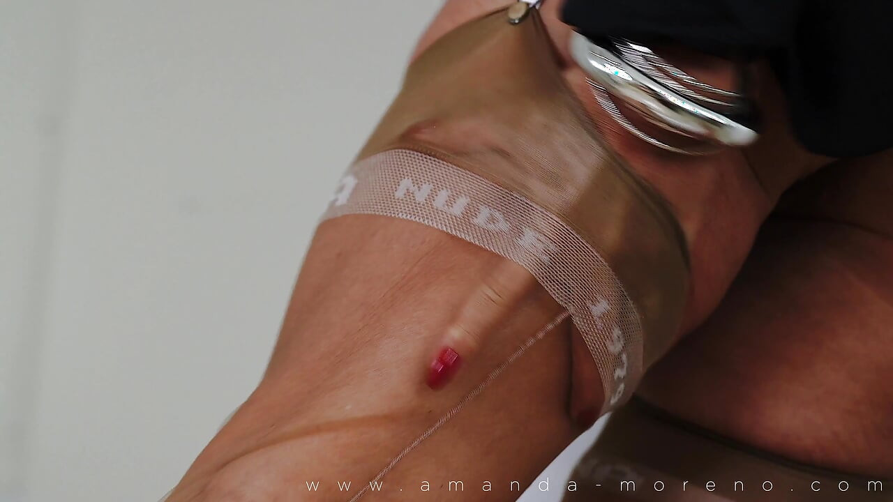 Naughty nylon Milf Amanda Moreno - solo, erotica