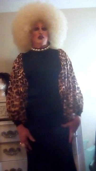 Shirlee Fauxx,BBC loving sissy faggot